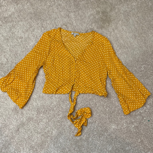 Papaya PolkaDot crop top Sz L - Picture 4 of 7